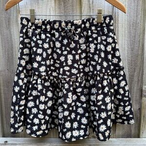 NWT Black Skirt with Daisy Print